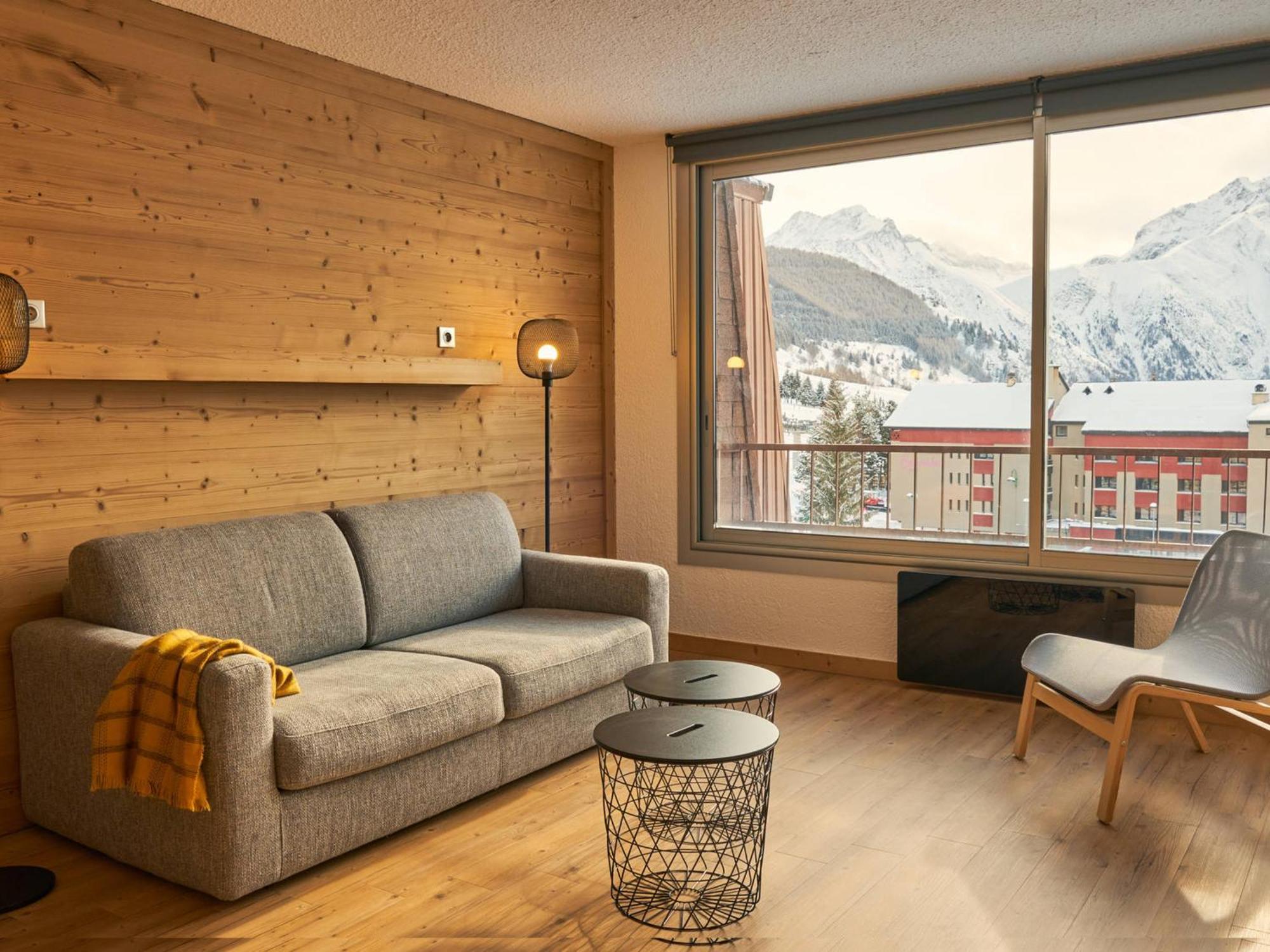 Appartement Les Deux Alpes, 1 Pièce, 4 Personnes - Fr-1-546-39 *